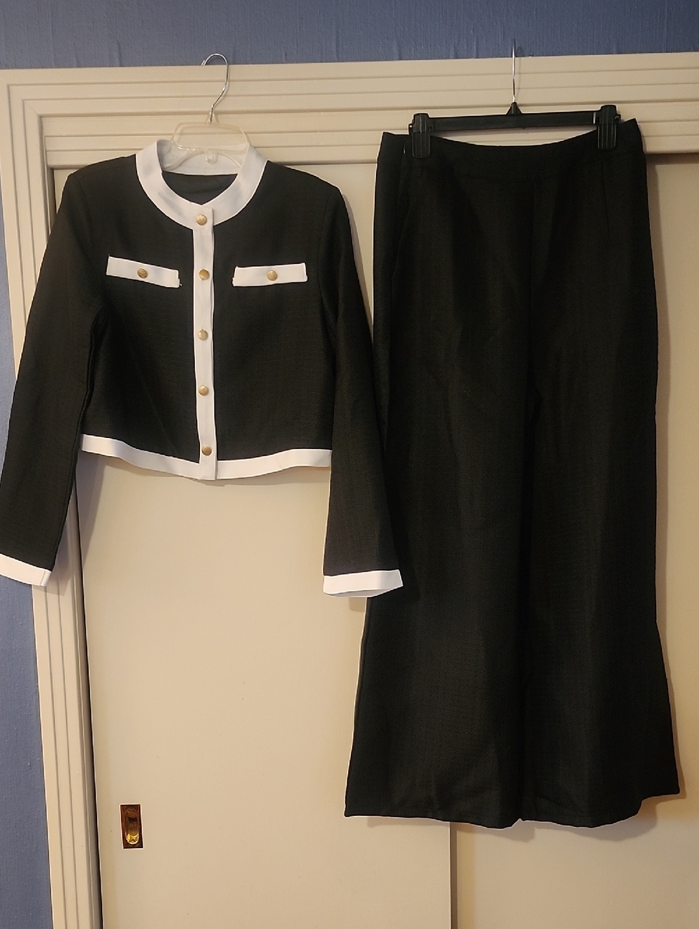 Black & White Cropped Jacket and Wide-Leg Pants Set - Women's Dress Separates